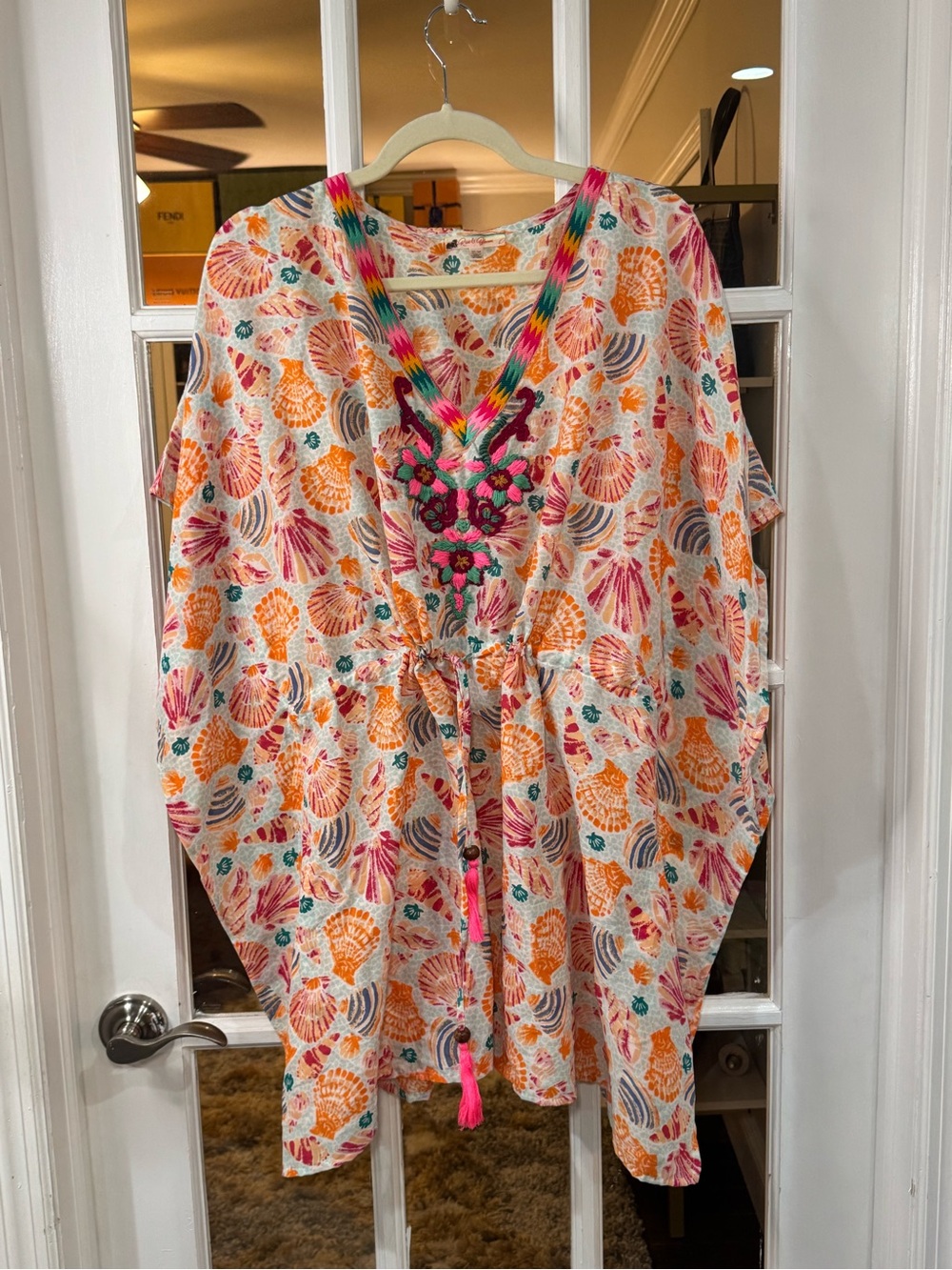 👙🔸 Shell-Print Swim Coverup with Embroidered V-Neck - Multi 🔸👙 - Picture 2 of 7